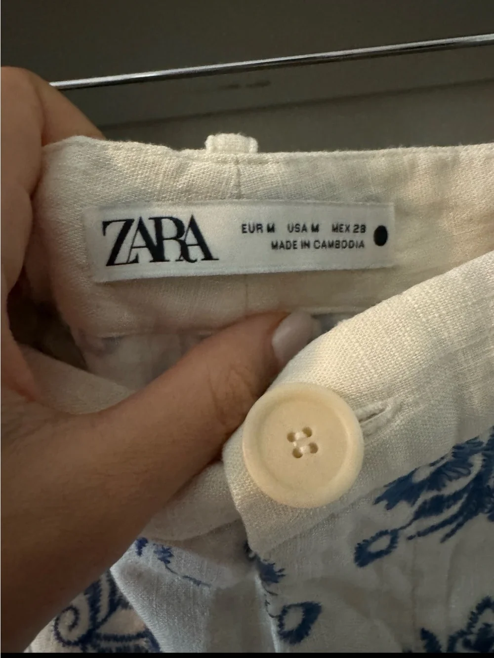 Zara White & Blue Linen Blend Ankle Pants size M